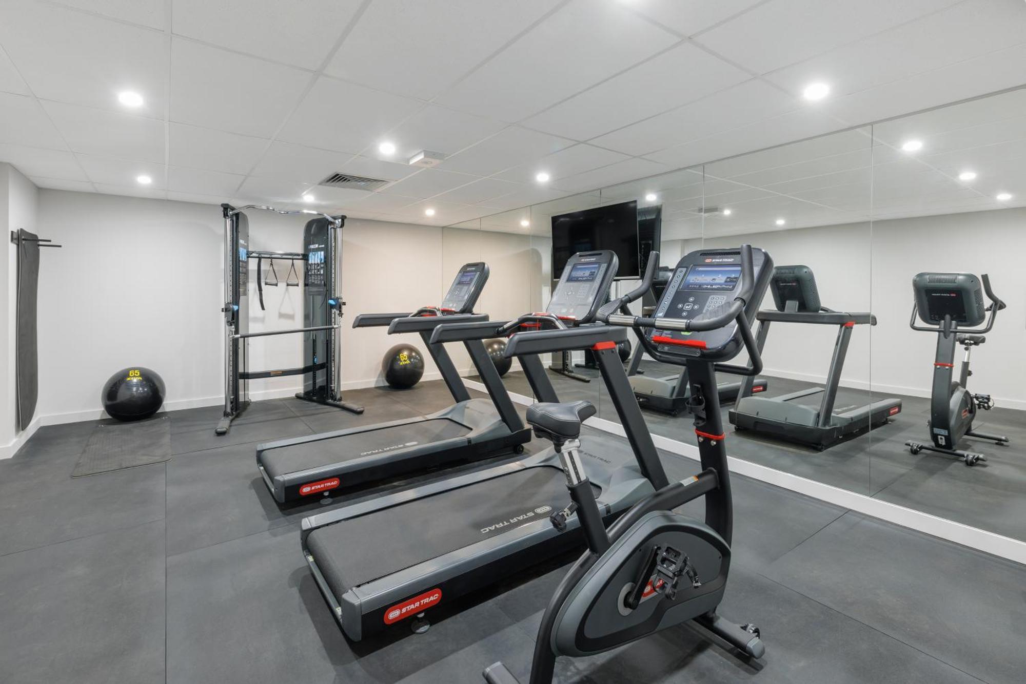 Punthill Essendon North Aparthotel Melbourne Exteriör bild